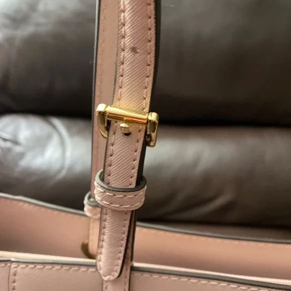 Michael Kors Walsh Medium Multifunction (MF) Saffiano Leather Tote - Pink - Picture 3 of 10